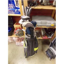 GOLF BAG WITH CLUBS