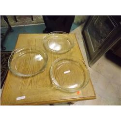 VINTAGE PYREX PIE DISHES - 3 TTL