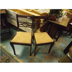 2 VINTAGE DINING CHAIRS