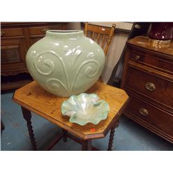 GREEN VASE AND RUFFLED DISH