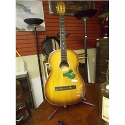 ACOUSTIC GUITAR IN CASE - NO STAND