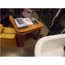 OAK SIDE TABLE WITH BRASS TRIM
