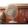 Image 1 : TABLE FAN