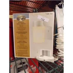 HAMPTON BAY EXTERIOR WALL LANTERN