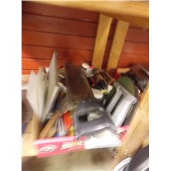 BOX OF ASSORTED TOOLS - CUTTING DISCS, DREMEL & MORE