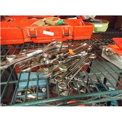 BUNDLE OF WRENCHES