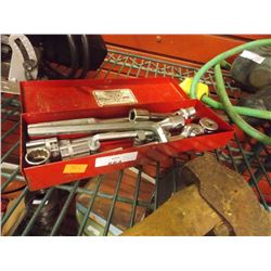 METAL BOX WITH TOOLS