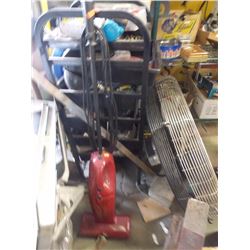 WOOD FLOOR VAC STEAMER