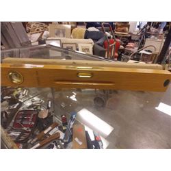 VINTAGE LEVEL - NEW  - WOOD AND BRASS W/ ORIGINAL BOX - WE TOOK OUT OF THE BOX