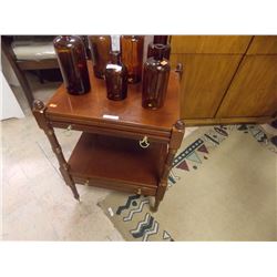 END TABLE - 1 DRAWER WITH EXTENABLE TRAY