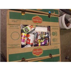 APPLE BOX OF ASSORTED FOOD