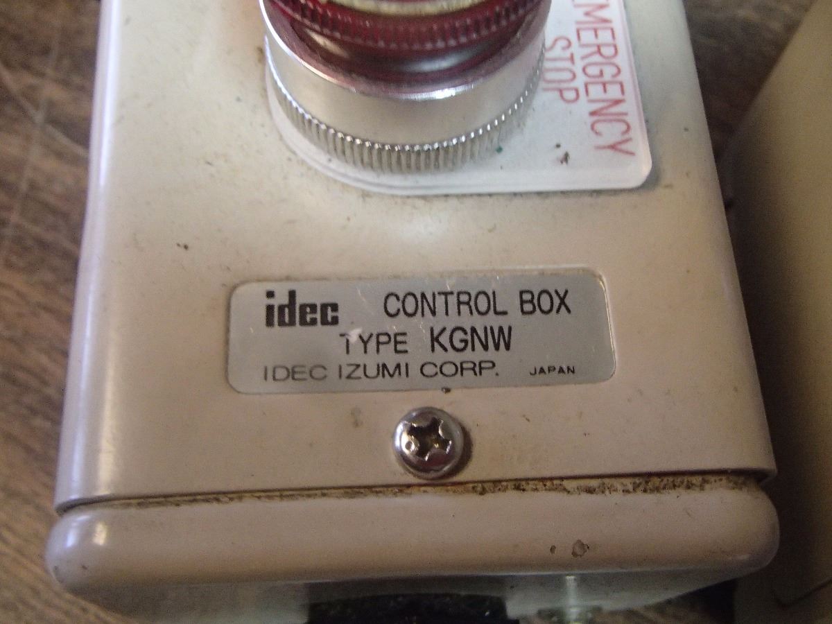 IDEC Control Boxes, KGNW