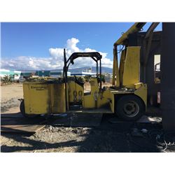 10 TON BULLMOOSE MOBILE CRANE WITH 20' REACH