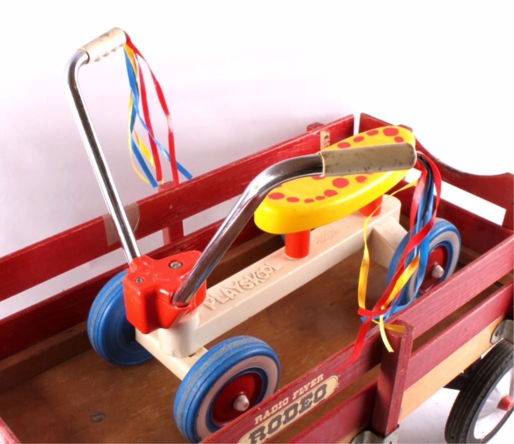 radio flyer tyke bike