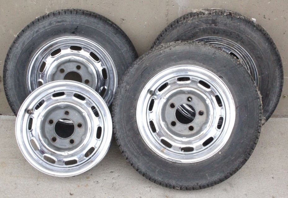 1969-1970 VW Karmann Ghia Chrome Rims & Tires