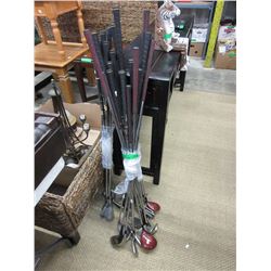 3 Bundles of golf clubs & putters