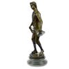 Image 9 : Taking A Bow Bronze Sculpture