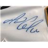 Image 2 : MARIO LEMIIEUX AUTOGRAPHED PITTSBURGH PENGUINS JERSEY #66.  COMES WITH THE SCORE BOARD C.O.A.