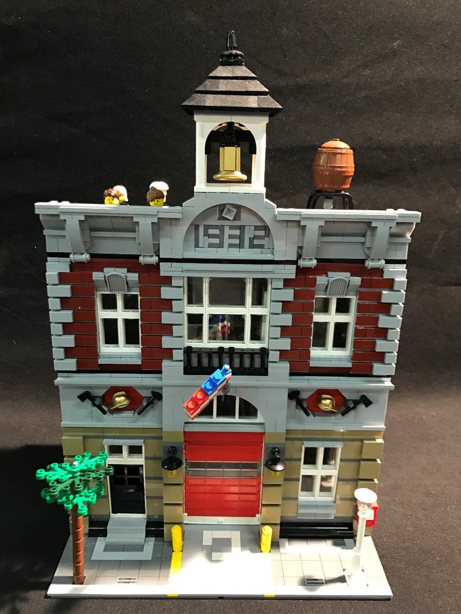 LEGO FULLY ASSEMBLED 100% COMPLETE CREATOR FIRE BRIGADE BUILDING TOY ...