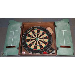 DART BOARD WITH CASE AND 6 DARTS