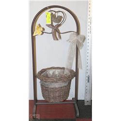 BASKET & METAL PLANT HOLDER