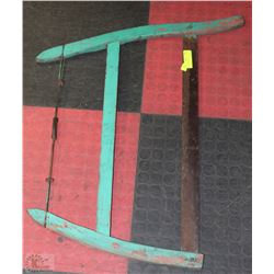 GREEN BUCKSAW