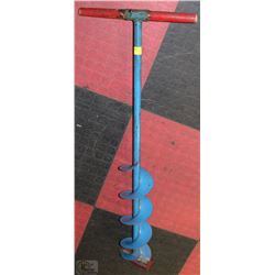 VINTAGE HANDHELD ICE AUGER