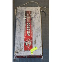 HD 2500 POWER INVERTER