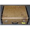 Image 1 : VINTAGE SUITCASE