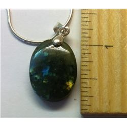 OVAL LABRADORITE PENDANT ON CHAIN