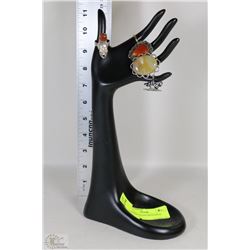 HAND RING STAND WITH RINGS