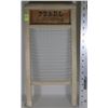 Image 1 : MADE IN CANADA SMALL WASHBOARD FOR UNDERGARMENTS