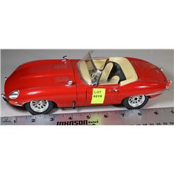 1961 JAGUAR "E" DIE CAST MADE IN ITALY SCALE 1:18