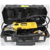Image 1 : DEWALT 4 1/2" ANGLE GRINDER WITH PACK OF EXTRA