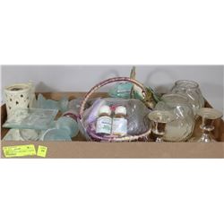 FLAT OF CANDLE HOLDERS + 2 BATH GIFT BASKETS