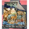 Image 1 : WALL RUG - WILD LIFE SCENE
