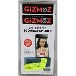 NEW GIZMOZ BATTERY FREE BOOMBOX