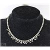 Image 1 : VINTAGE RHINESTONE NECKLACE
