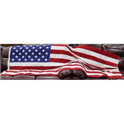 LARGE VINTAGE UNITED STATES OF AMERICA  FLAG WITH