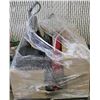 Image 1 : PALLET OF MISC HOUSEHOLD ITEMS AND COLLECTIBLES