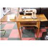 Image 1 : VINTAGE ESTATE SINGER SEWING MACHINE IN WOOD