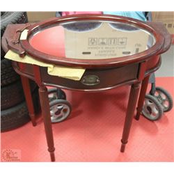 MATCHING HALLWAY MIRROR AND TABLE