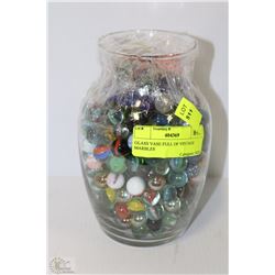 GLASS VASE FULL OF VINTAGE MARBLES