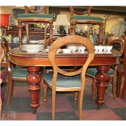 ESTATE WOOD CARVED TABLE WITH 2 LEAFS AND 6