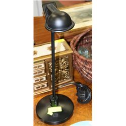 ADJUSTABLE DESK LAMP