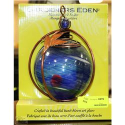 NEW HUMMINGBIRD FEEDER