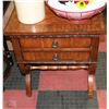 Image 1 : 24" X 16" X26"H 2 DRAWER WOOD CARVED END TABLE
