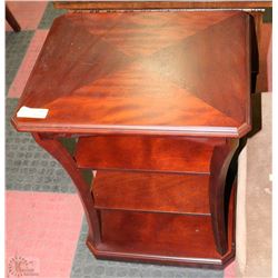 ESTATE WOOD END TABLE ON CHOICE