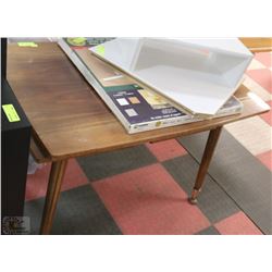 VINTAGE ADJUSTABLE HEIGHT WITH CRANK WOODEN TABLE