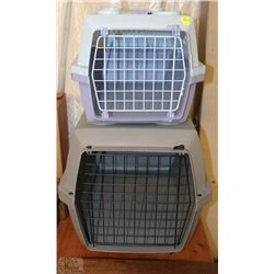 PAIR OF DOG CARRIERS (MEDIUM AND SMALL)